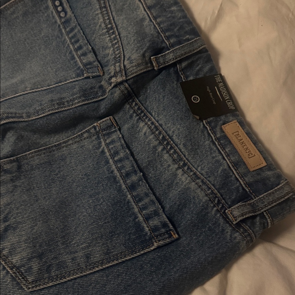 NWT Blank NYC The Madison Crop Distressed High Rise Button Fly Jeans 25 Rips - Picture 3 of 3